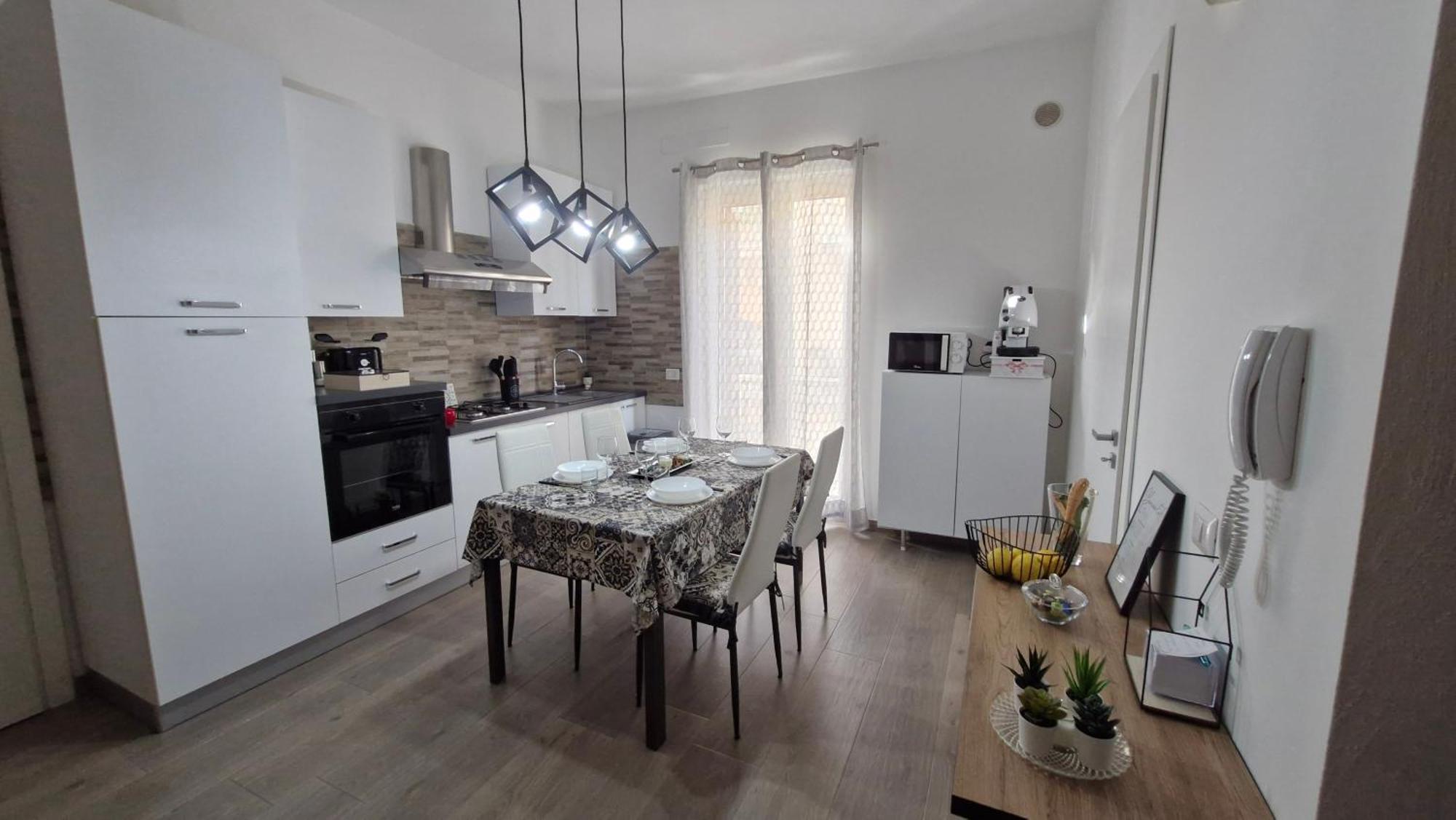 Casa Vacanze Sul Corso Giarre Eksteriør billede